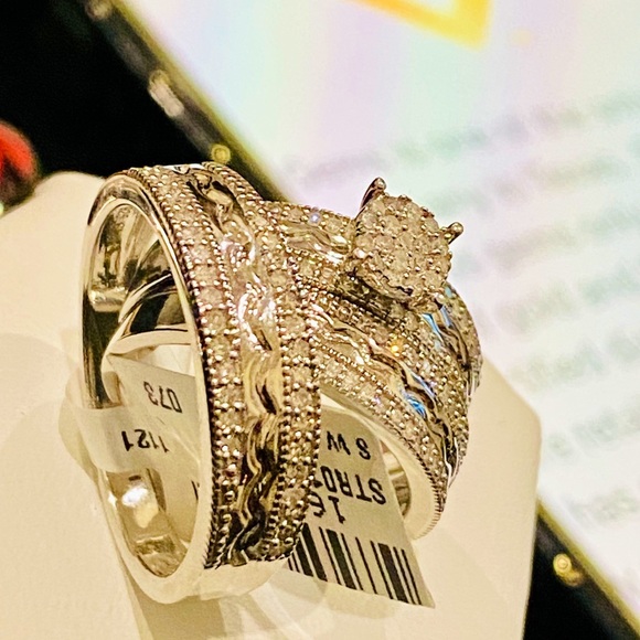 Exquisite matching his hers wedding ring band set 100% real genuine diamonds! - Picture 8 of 8